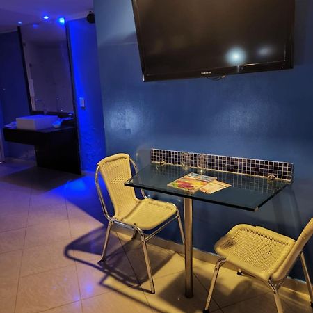 Status Motel Pe15 (Adults Only) Olinda Exterior foto