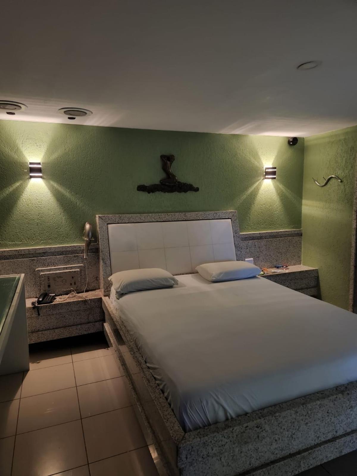 Status Motel Pe15 (Adults Only) Olinda Exterior foto